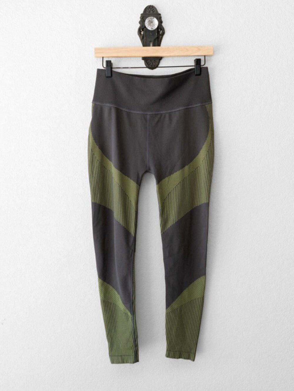 Puma Gray Green High Rise Leggings Womens L Athletic Gym Yoga Running Pants